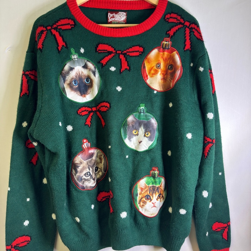Christmas Sweater‎ with Cat Ornaments 2X